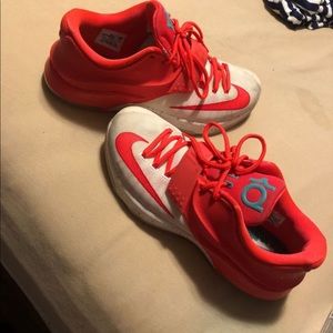 KD 7 EggNogs size 10 1/2